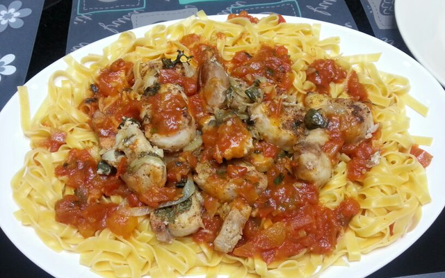 Fettuccine com rosado ao pomodoro