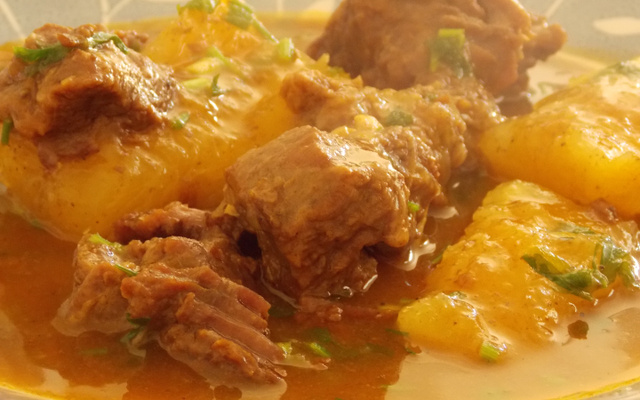 Carne com mandioca