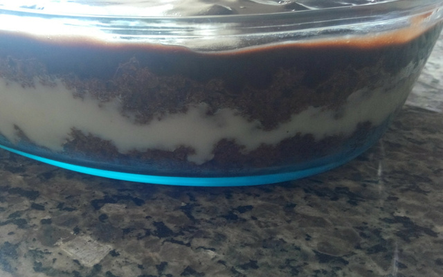 Bolo de iogurte e creme de avelã