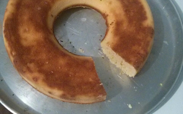 Bolo simples no liquidificador