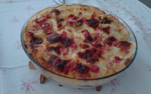 Gratinado de batata com presunto e queijo