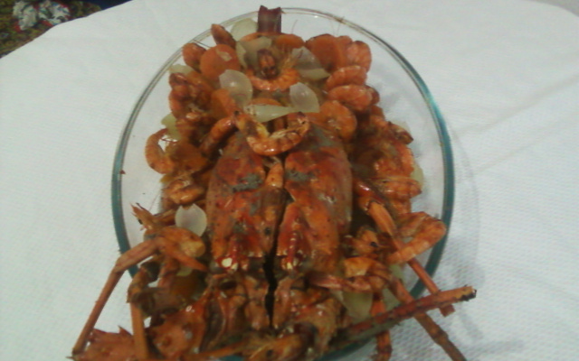Lagosta Caprichada ao Alho e Óleo