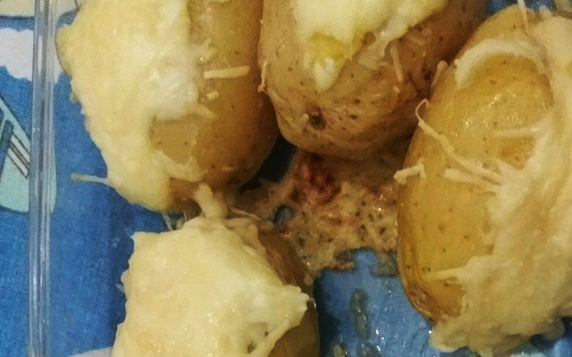 Batata assada com catupiry