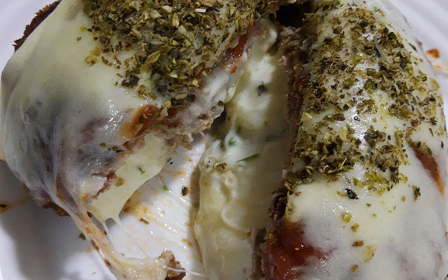 Polpetoni à parmegiana