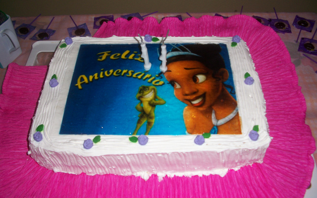 Bolo Bicho de Pé de Morango