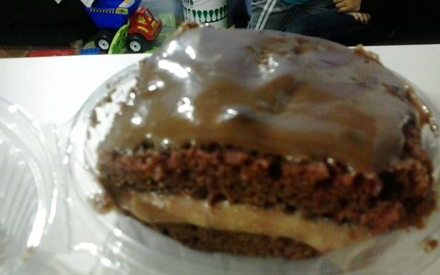 Bolo trufado de cereja