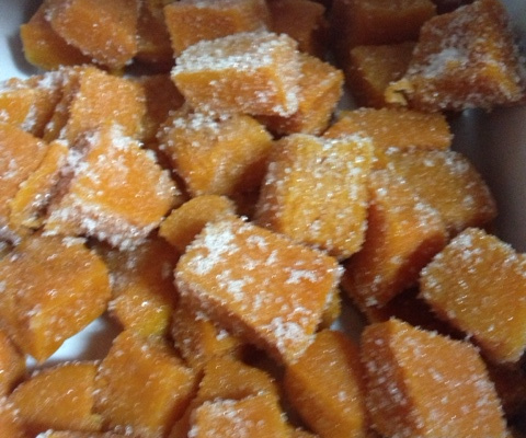 Doce de abóbora com cal (em pedaços)