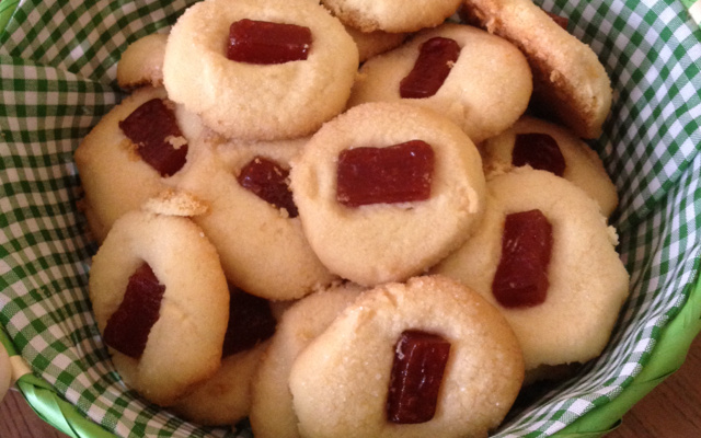 Biscoito amanteigado de goiabada