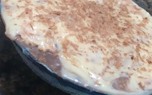 Pavê de chocolate com biscoito maizena