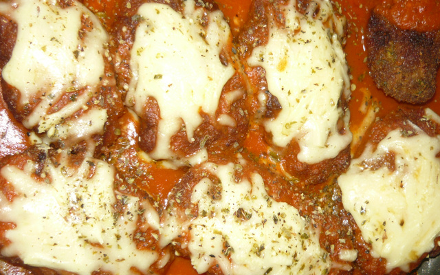 Bife de carne moida a moda Mila