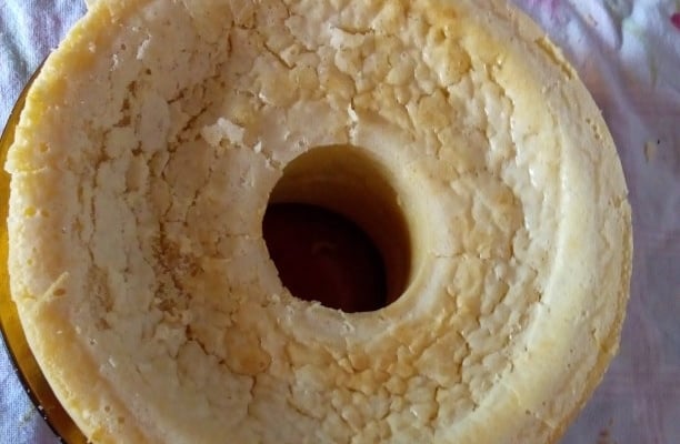 Bolo de trigo simples