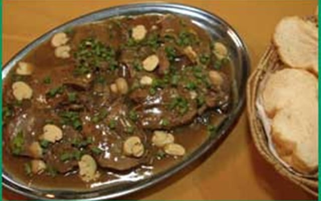 Língua de boi ao molho