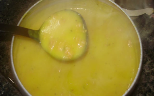 Sopa de abóbora com linguiça