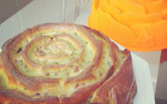 Bolo de linguiça fácil