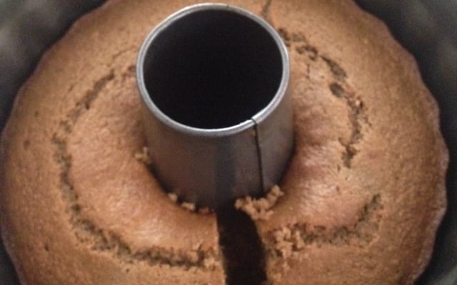 Bolo de banana de liquidificador sem glúten e sem lactose