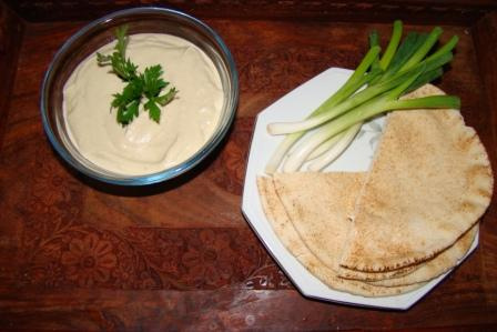 Babaganuj (berinjela com taratur)