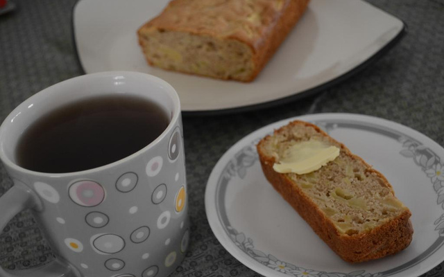Bolo de maçã com canela