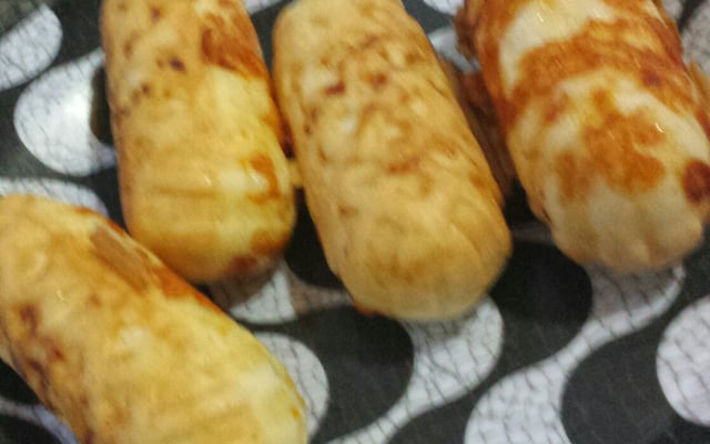 Pão de queijo de sanduicheira