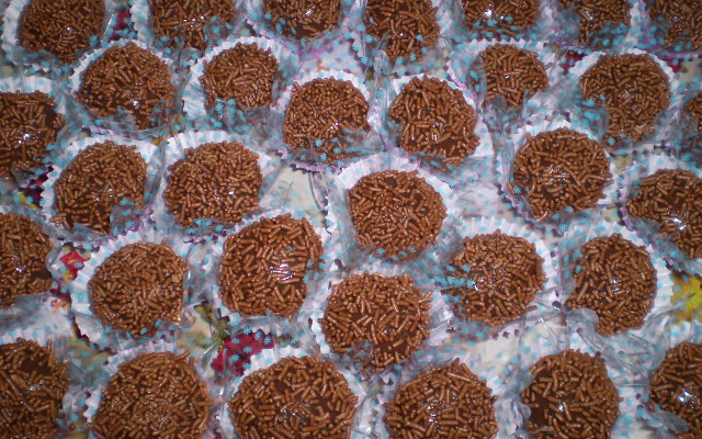 Brigadeiro de chocolate meio amargo