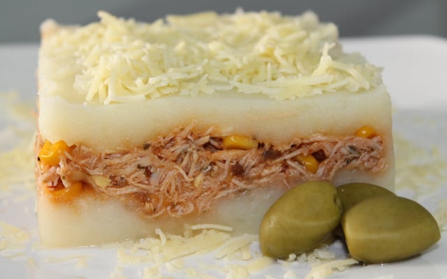 Torta de purê com frango