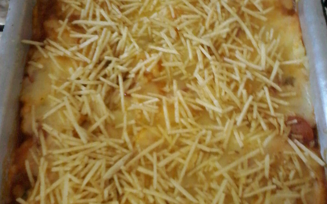 Escondidinho de salsicha