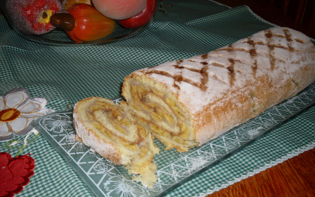 Rocambole de banana