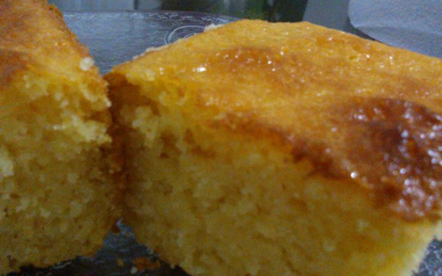 Bolo de fubá cremoso