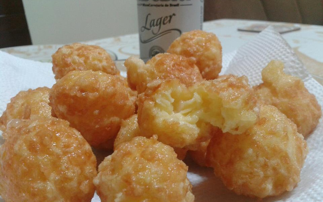 Bolinha de queijo superprática