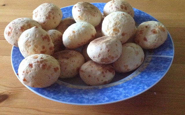 Pão de queijo rápido