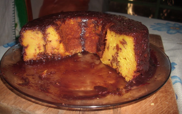 Pudim de cenoura com farinha de rosca