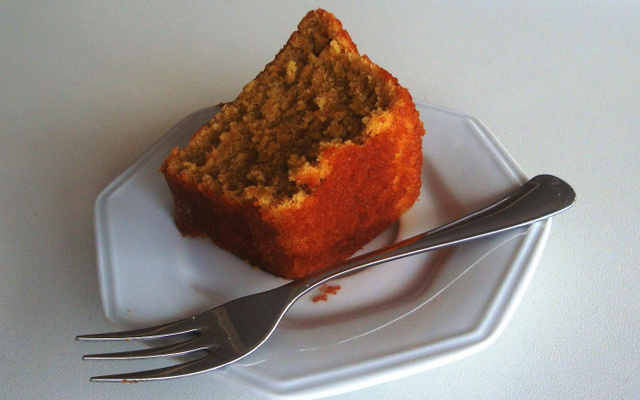 Bolo de maçã com canela