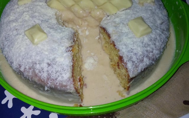 Bolo vulcão de leite ninho