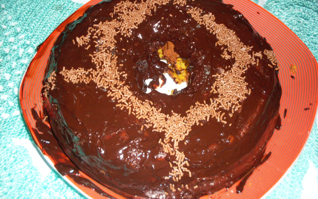 Bolo de Cenoura com Chocolate