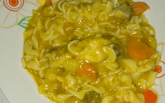 Sopa de legumes com frango