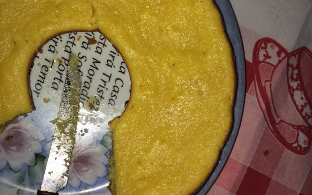 Bolo de milho com leite condensado e coco (sem farinha de trigo)
