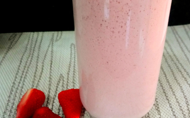 Smoothie de morango e banana - vitamínico