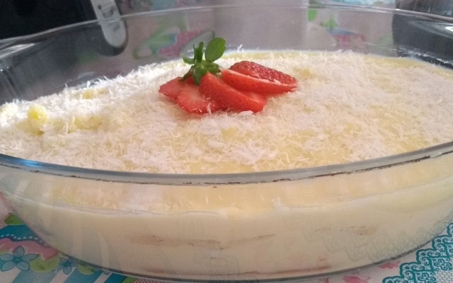 Pavê de leite condensado simples e econômico