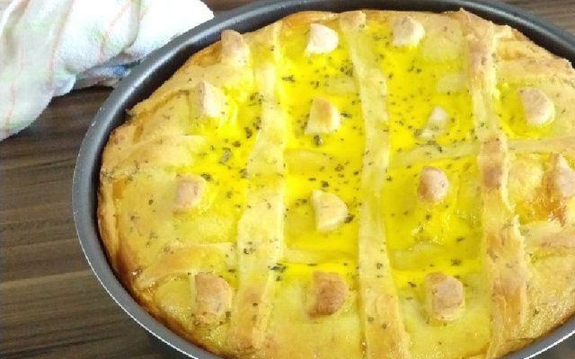 Torta de frango cremosa