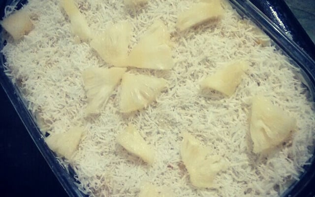 Torta de Biscoito Maisena com Abacaxi