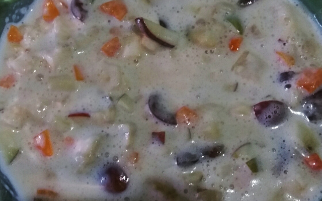 Salada de frutas cremosa