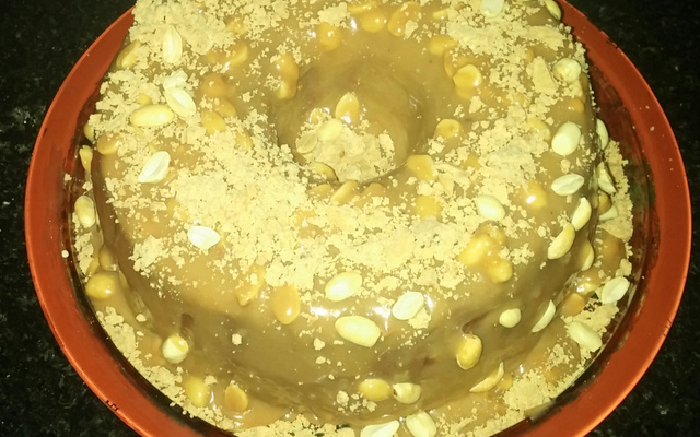 Bolo junino de paçoca