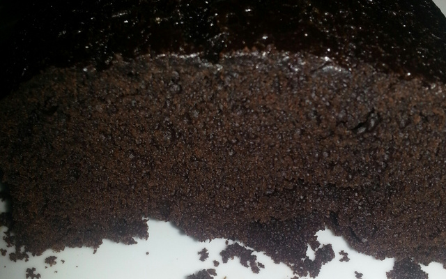 Bolo de chocolate na maquina de pão