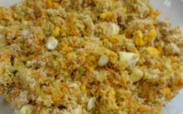 Farofa de abobrinha e cenoura