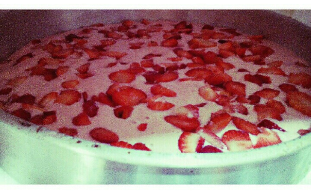 Sobremesa simples de morango