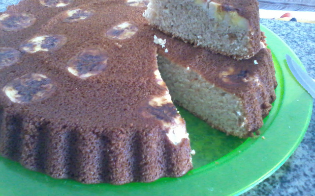 Bolo de banana fácil e delicioso