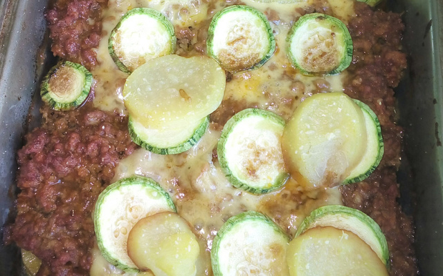 Abobrinha com carne moída no forno