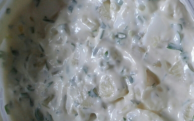 Salada de  maionese com mandioca