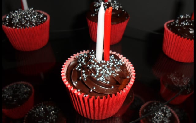 Cupcakes fáceis, baratos e decorados (igual foto)