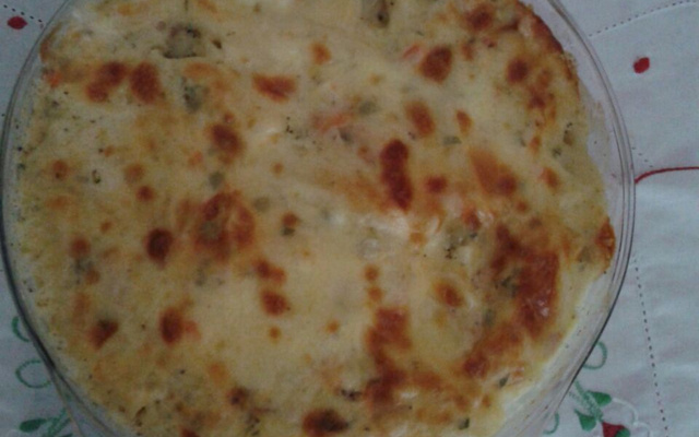 Macarrão ao molho branco carnavalesco