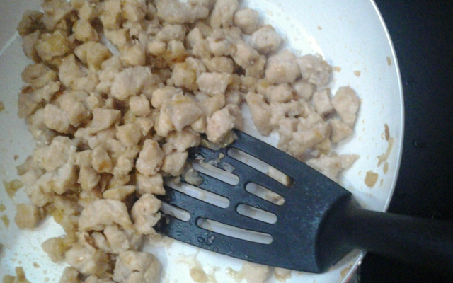 Frango de forno ao molho de maionese verde